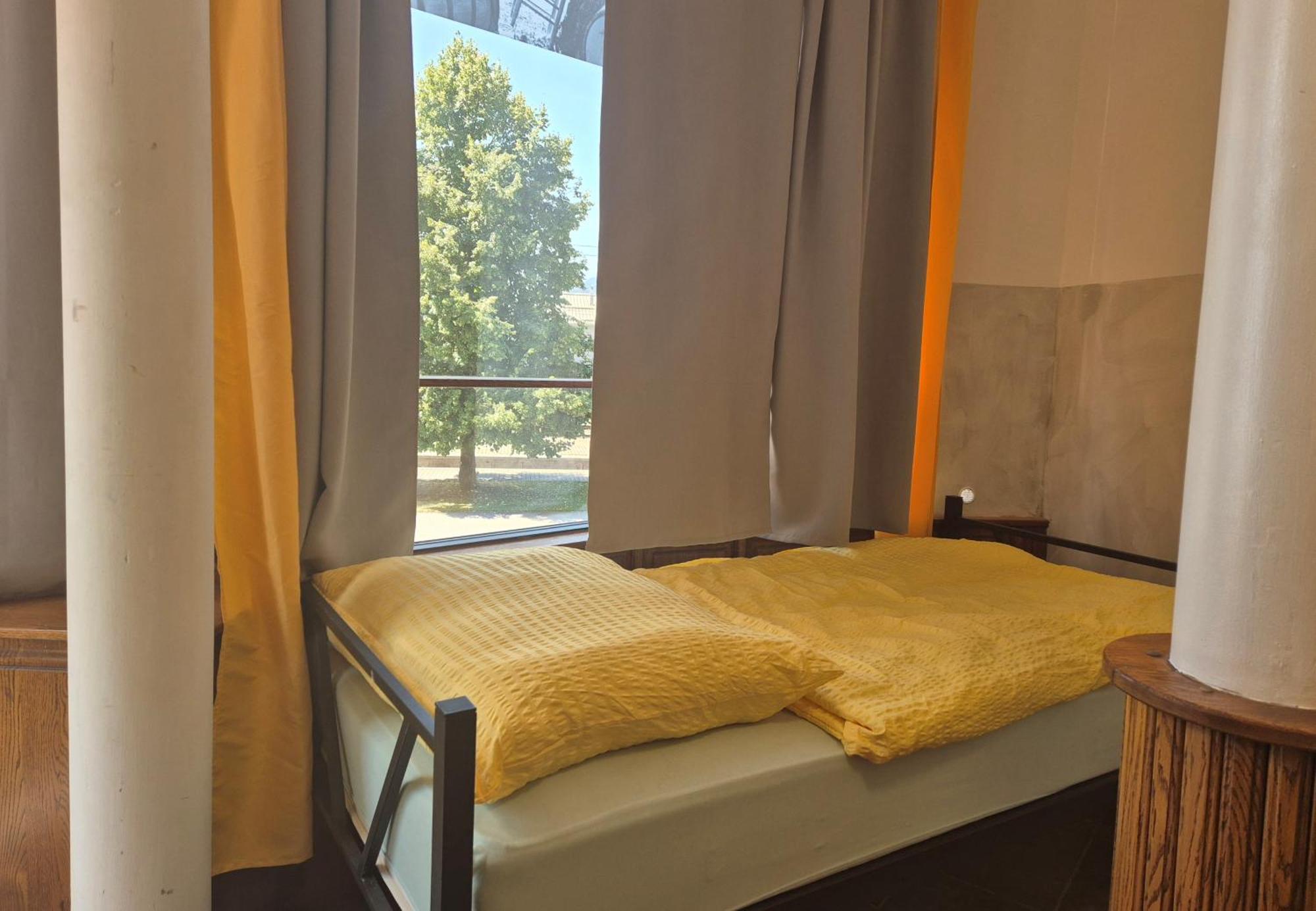Bled Lesce Station Rooms And Beds Luaran gambar