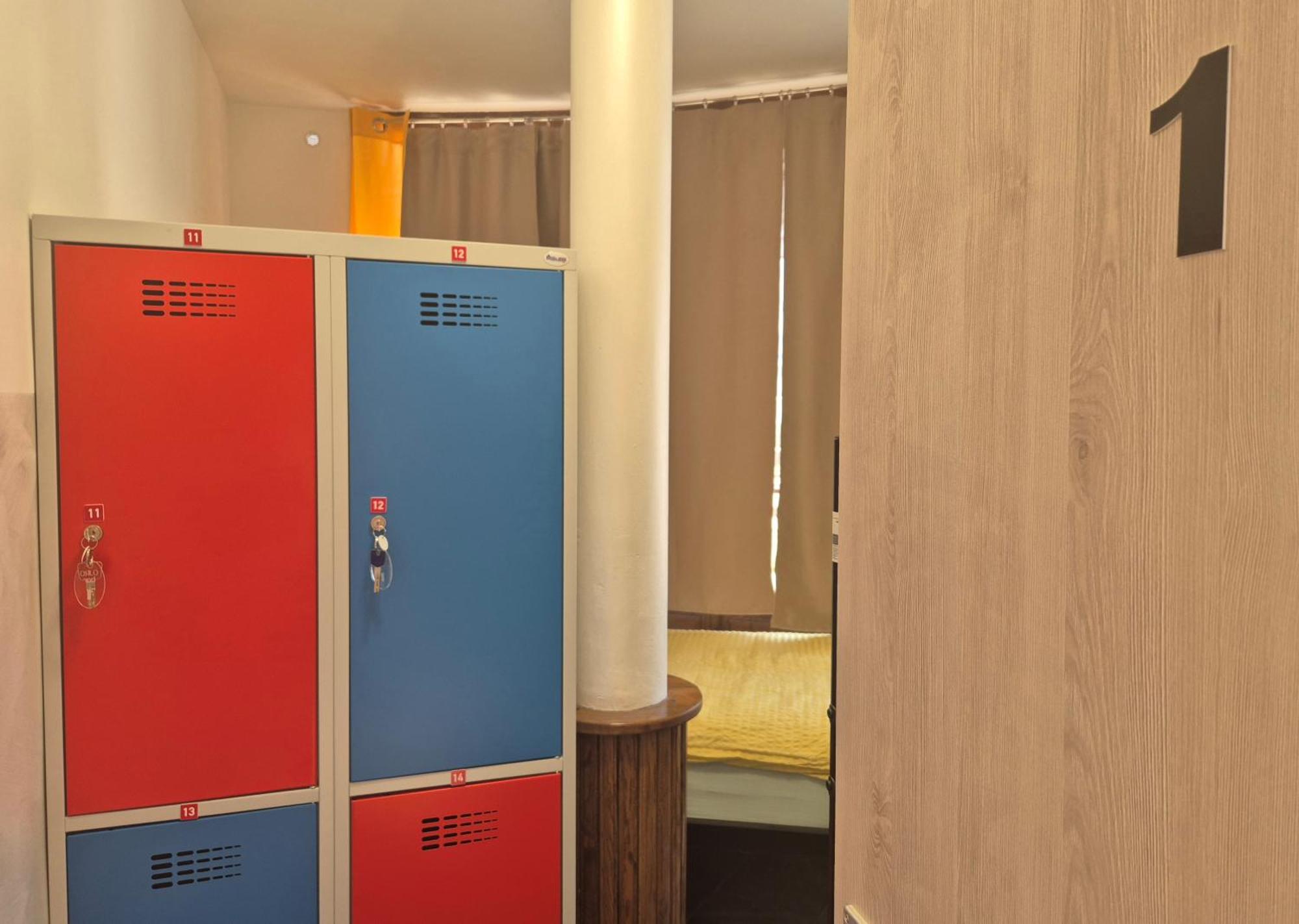 Bled Lesce Station Rooms And Beds Luaran gambar